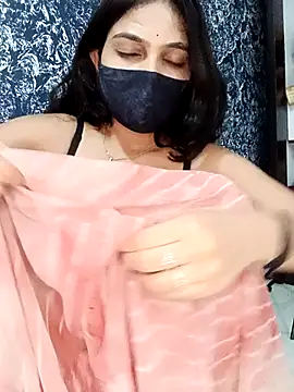 Cutie babes01 online show from May 28, 2026, 2:19 am