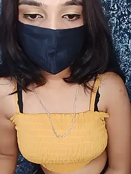Cutie babes01 online show from May 16, 2026, 12:04 pm