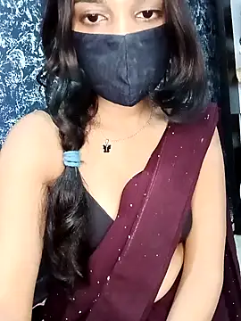Cutie babes01 online show from May 26, 2026, 11:14 pm