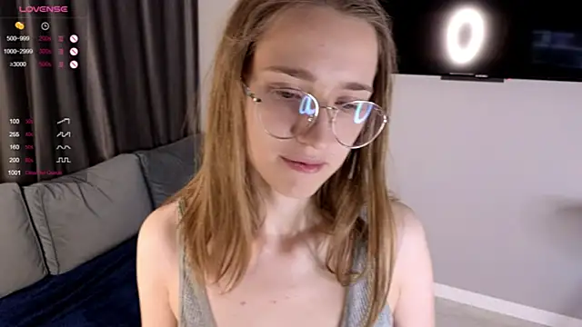 Snapshot of AshleyyJones chatting on June 26, 2026, 3:18 pm AshleyyJones online show from June 26, 2026, 3:18 pm