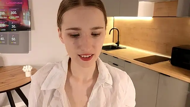 Snapshot of AshleyyJones chatting on April 30, 2026, 2:13 pm AshleyyJones online show from April 30, 2026, 2:13 pm