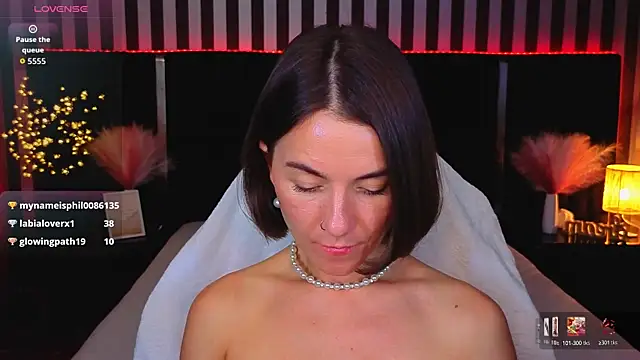 GracefulMichelle online show from May 27, 2026, 2:08 am