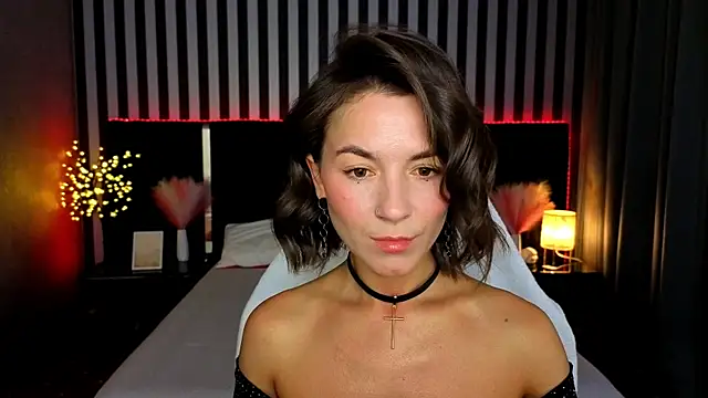 GracefulMichelle online show from May 5, 2026, 7:39 pm