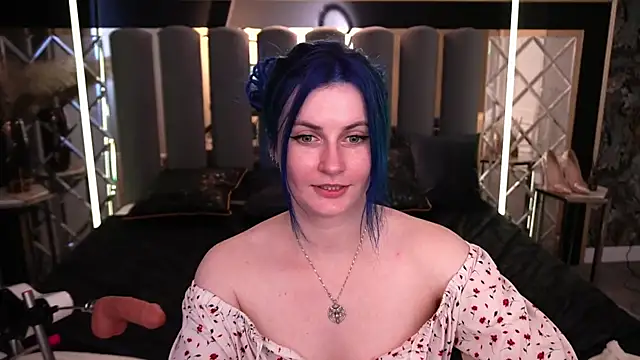 Snapshot of AlisaGracee chatting on July 7, 2026, 7:23 am AlisaGracee online show from July 7, 2026, 7:23 am