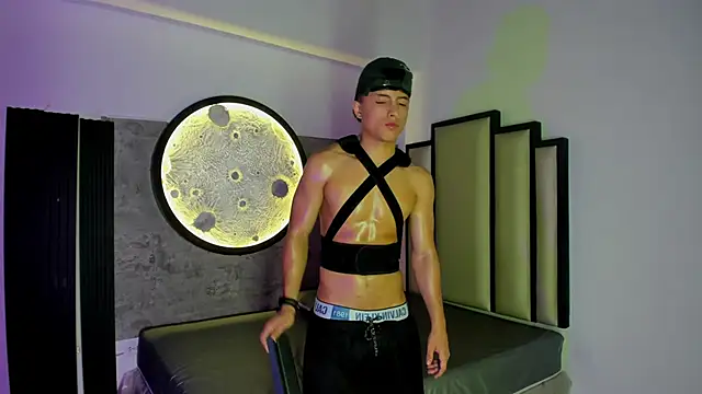 Agathe caius online show from February 27, 2026, 3:40 am