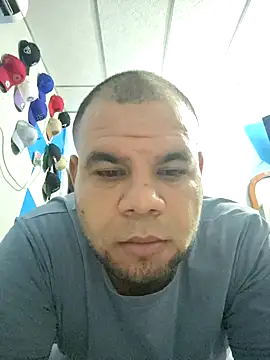 Snapshot of Harlowxx chatting on April 24, 2026, 4:53 pm Harlowxx online show from April 24, 2026, 4:53 pm