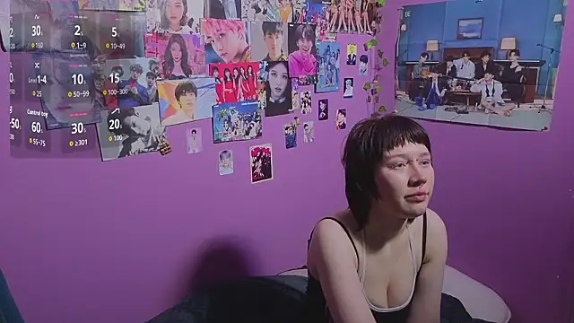 Snapshot of Burning_art chatting on February 24, 2026, 12:11 am Burning art online show from February 24, 2026, 12:11 am