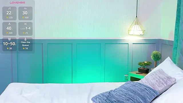 Snapshot of Chloe-Rose- chatting on March 13, 2026, 4:06 am Chloe-Rose- online show from March 13, 2026, 4:06 am