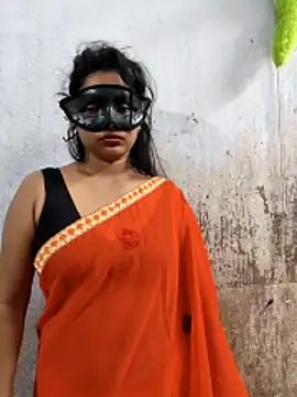 Cute-aryaa online show from April 30, 2026, 8:05 pm