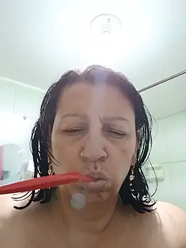 Snapshot of RubyRosh chatting on June 15, 2026, 2:01 am RubyRosh online show from June 15, 2026, 2:01 am