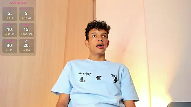 Maxfrost1 online show from March 21, 2026, 1:40 am