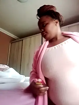 bigboobsy online show from April 26, 2026, 11:18 am