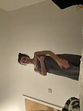 Amberbanxx online show from April 23, 2026, 9:49 pm