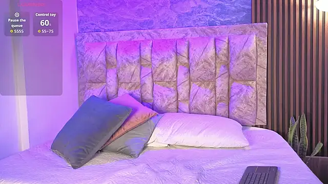 chelsea dalea online show from June 11, 2026, 9:01 pm
