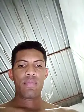 Snapshot of Isma123_bo chatting on March 5, 2026, 1:24 am Isma123 bo online show from March 5, 2026, 1:24 am