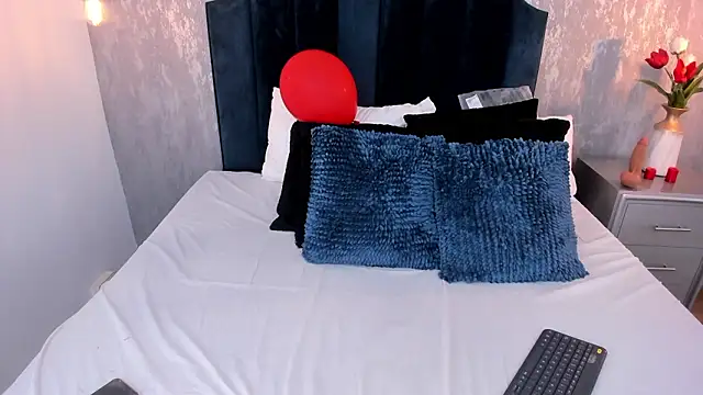 Janna  26 online show from February 23, 2026, 7:36 pm