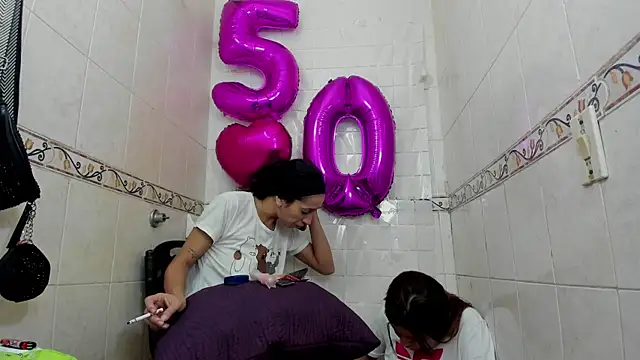 Snapshot of Princedemonlindasdestroy chatting on May 17, 2026, 7:25 pm Princedemonlindasdestroy online show from May 17, 2026, 7:25 pm
