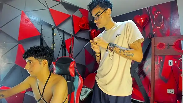 Snapshot of Gay_Red_Room chatting on February 17, 2026, 3:59 am Gay Red Room online show from February 17, 2026, 3:59 am