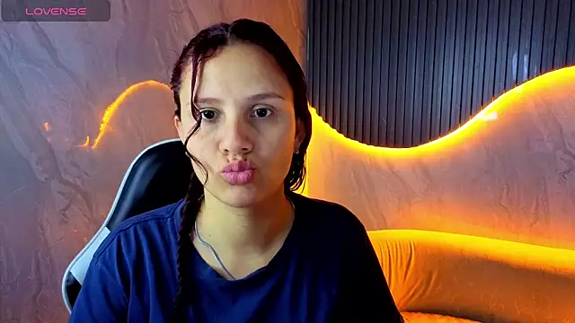 Snapshot of Natasha__tp chatting on April 28, 2026, 12:53 pm Natasha tp online show from April 28, 2026, 12:53 pm