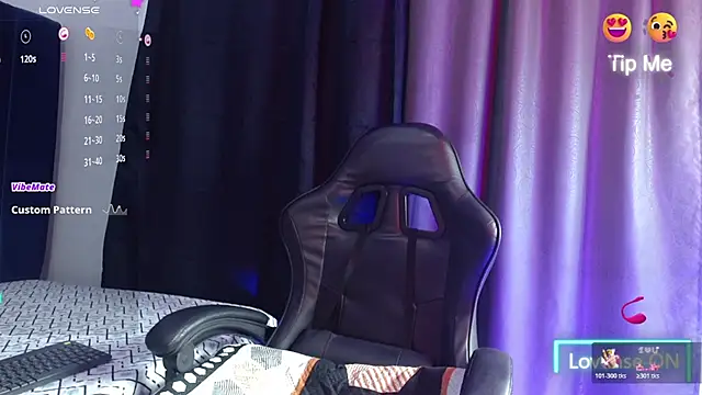 Snapshot of Exotic_wish chatting on February 26, 2026, 4:23 am Exotic wish online show from February 26, 2026, 4:23 am