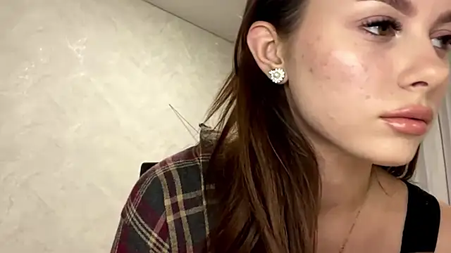 StephaniCute online show from April 1, 2026, 3:31 pm