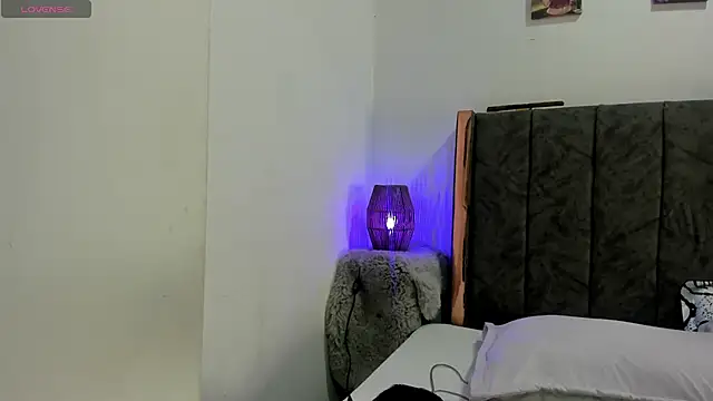 Helldy 666 online show from July 17, 2026, 11:02 pm