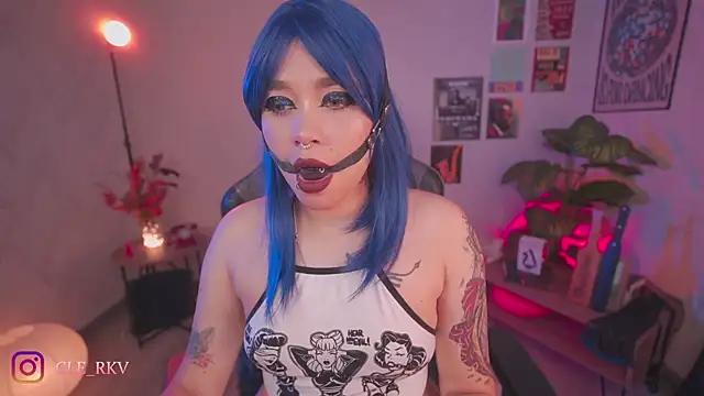 Snapshot of violette_clerk1_ chatting on April 17, 2026, 9:50 pm violette clerk1 online show from April 17, 2026, 9:50 pm