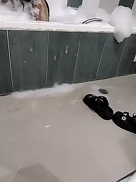 Snapshot of belca69 chatting on February 28, 2026, 9:58 pm belca69 online show from February 28, 2026, 9:58 pm