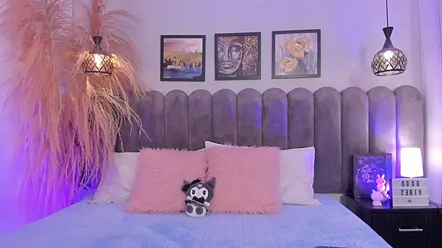 Snapshot of Bella__Peach chatting on April 22, 2026, 3:13 am Bella Peach online show from April 22, 2026, 3:13 am