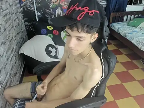 Snapshot of wex_077 chatting on April 6, 2026, 1:45 am wex 077 online show from April 6, 2026, 1:45 am