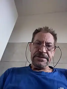 Costy601 online show from April 9, 2026, 1:17 pm