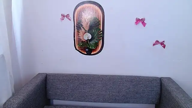 Snapshot of miay_here_ chatting on June 3, 2026, 8:59 am miay here online show from June 3, 2026, 8:59 am