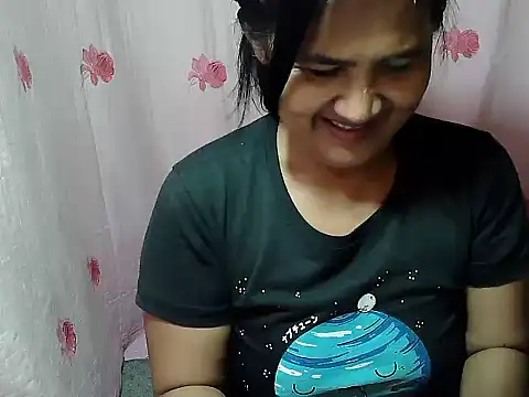 Sh1nbae22 online show from April 5, 2026, 3:02 am