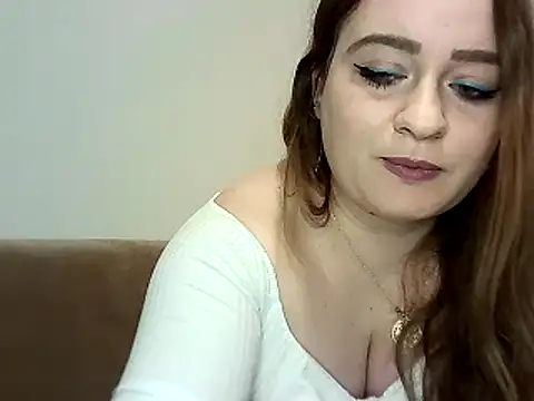 Snapshot of JulietteAnne2 chatting on February 20, 2026, 11:23 am JulietteAnne2 online show from February 20, 2026, 11:23 am