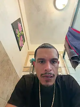 Snapshot of Thatguy_2026 chatting on February 26, 2026, 10:32 pm Thatguy 2026 online show from February 26, 2026, 10:32 pm