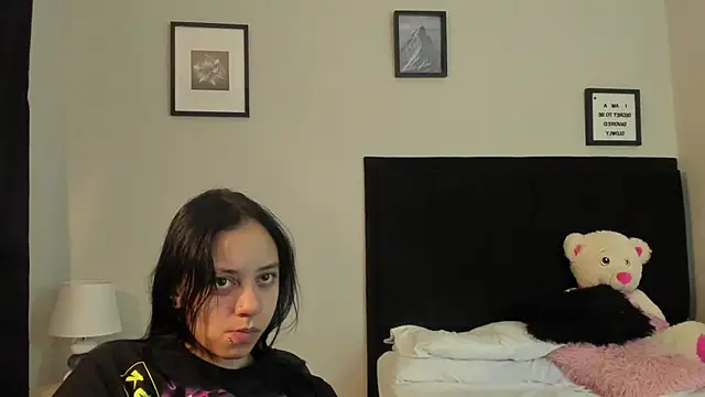 sabbrand0111 online show from March 9, 2026, 6:44 pm