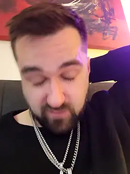 LargeLith online show from April 6, 2026, 9:27 pm