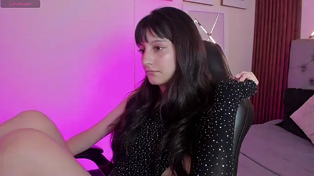 Snapshot of LunaaHarper chatting on May 30, 2026, 8:36 pm LunaaHarper online show from May 30, 2026, 8:36 pm