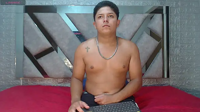 Snapshot of Alexa-Dulce chatting on April 1, 2026, 1:30 am Alexa-Dulce online show from April 1, 2026, 1:30 am