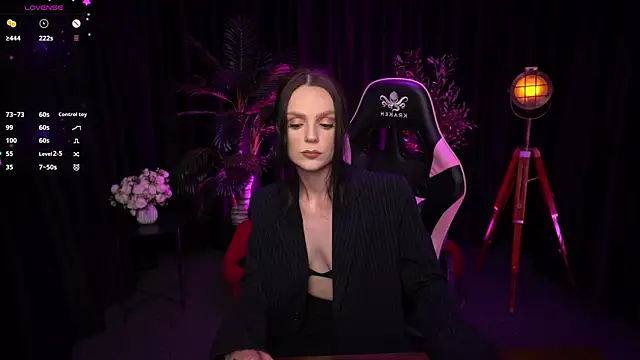 Snapshot of Wild_Alice_me chatting on May 1, 2026, 3:28 pm Wild Alice me online show from May 1, 2026, 3:28 pm