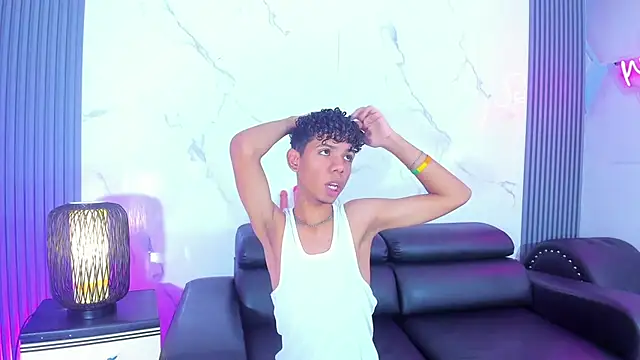 Spicy guys online show from May 15, 2026, 1:20 pm