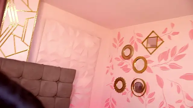 AmyKiss  online show from March 13, 2026, 12:32 pm