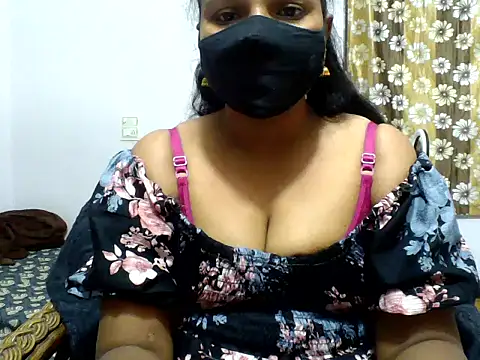 Angel honeybear 143 online show from March 11, 2026, 4:34 pm