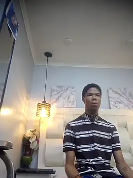 Snapshot of Santiago_Ortiz_ chatting on March 27, 2026, 7:59 pm Santiago Ortiz online show from March 27, 2026, 7:59 pm