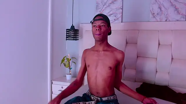 Snapshot of Santiago_Ortiz_ chatting on March 14, 2026, 1:39 pm Santiago Ortiz online show from March 14, 2026, 1:39 pm