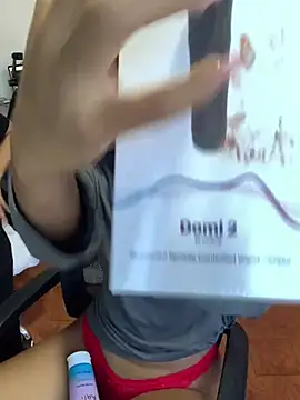 Snapshot of kali_rousse chatting on March 9, 2026, 12:30 pm kali rousse online show from March 9, 2026, 12:30 pm