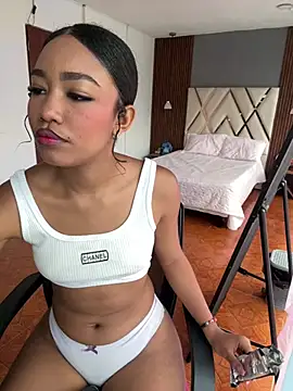 Snapshot of kali_rousse chatting on April 2, 2026, 12:45 pm kali rousse online show from April 2, 2026, 12:45 pm