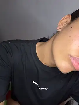 Snapshot of kali_rousse chatting on March 31, 2026, 6:10 pm kali rousse online show from March 31, 2026, 6:10 pm