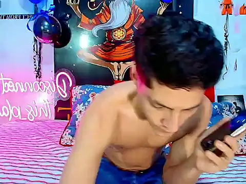 Eliassalvatore  online show from March 6, 2026, 4:13 pm