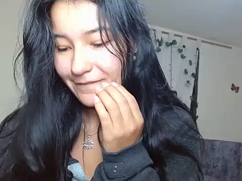 Miiia a online show from February 26, 2026, 8:09 pm